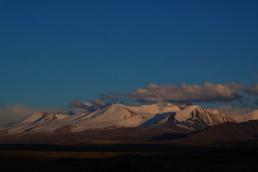 the Ukok Plateau - perfect view of Tabun-Bogdo-Ola range